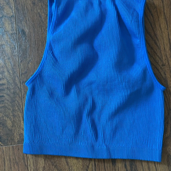 Cotton On Blue Sleeveless Crop Tank - Picture 4 of 5